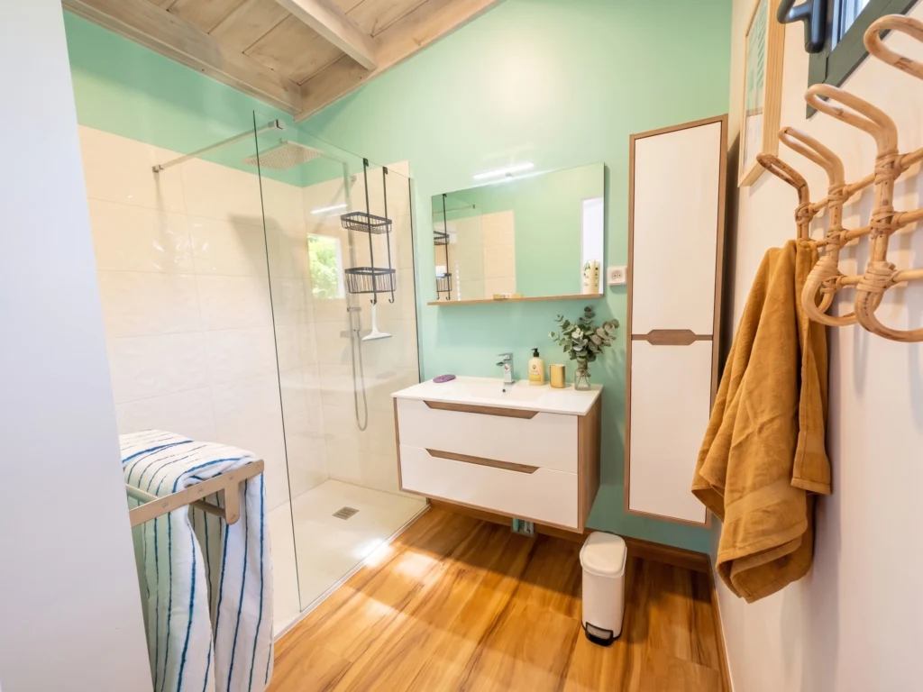 Salle de bain après